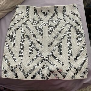 Sequined express mini skirt